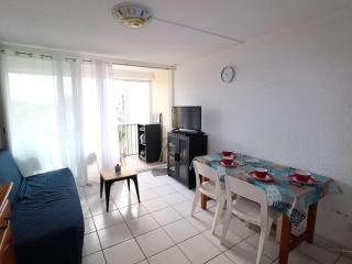 Duplex Cosy avec Terrasse, Clim et Parking à deux pas des Plages - FR-1-307-285 - Le Grau-du-Roi - 5