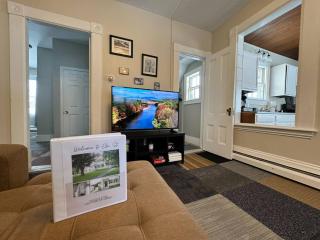 NEW - Mins to Manchester - Nashua - Queen Bed - 8