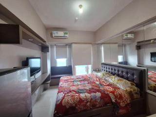 Apartment Tanglin 22A Service Netflix Pakuwom Mall - Surabaya - 0