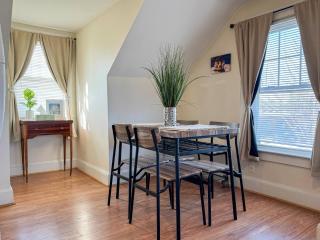 NEW - Mins to Concord/ Nashua - Fenced Backyard - - 2