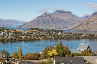 Amazing Lake View House with Floor Heating - Queenstown - 9