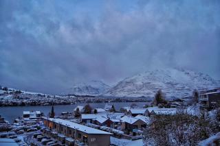 Amazing Lake View House with Floor Heating - Queenstown - 3