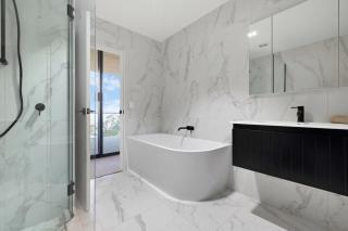 Contemporary 7 Bedroom House with Stunning View - Queenstown - 3