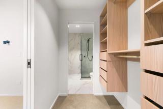 Contemporary 7 Bedroom House with Stunning View - Queenstown - 1
