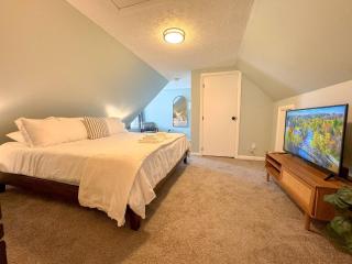New - Mins to Concord/ Nashua - Walk to Downtown - - 3