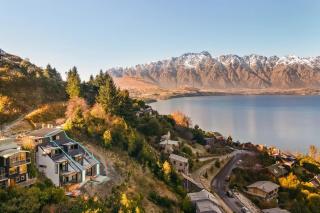 Contemporary 4 Bedroom House with Stunning View - Queenstown - 8