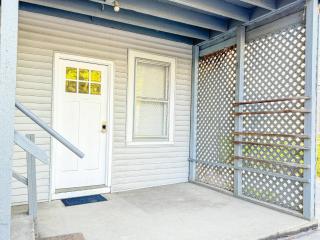 NEW - Mins to UVM - UVMHC - Downtown - Queen Bed - 0