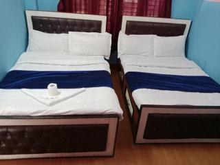 Hotel Royal lake view pokhara lake side - Ārughāt Bāzār - 8