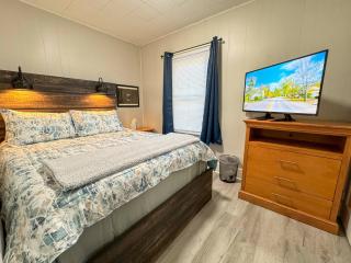 NEW - Mins to Manchester - Nashua - 1st Floor - - 5