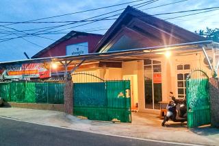 RedDoorz near Juwata Airport 2 Tarakan - Karanganyar - 6