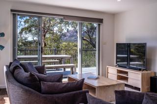 Freycinet Haven - Where bushland meets the bay - Coles Bay - 9