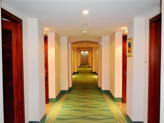 GreenTree Inn Shanghai Songjiang Xinqiao Jiuxin Road Express Hotel - Shanghai - 9