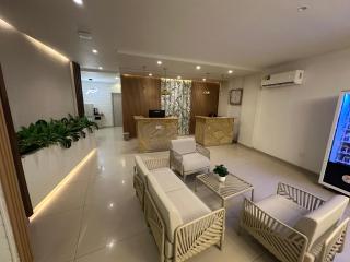 Oasis Hotel - 8