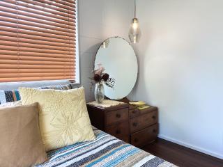 The Tides - 70s Seaside Bungalow - Port Douglas - 3