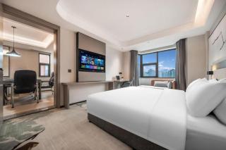 GreenTree Eastern Chongqing Yangjiaping Pedestrian Street Mixc Hotel - Chongqing - 9