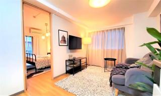 Walking distance to Sunshine, families are welcome and easy to live in - 2