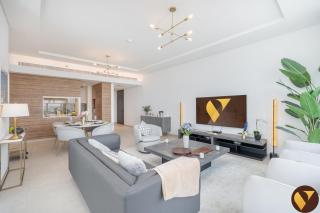 Vogue at Banyan Tree Residences - Luxury 2 Bedroom Apartment with Stunning Views and Balcony, Hillside Dubai - 4
