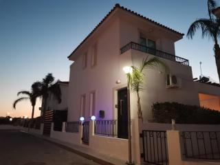 Amelia Villa With Private Pool , Wifi & Bbq, - 1