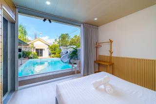 Cozy Gray Garden - 0