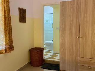 Bengaluru Flat With Garden - Bangalore - 3