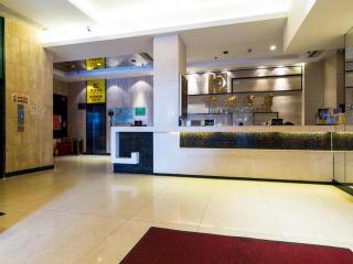 Insail Hotels Guangzhou Huangpu Dashadi Metro Station - Canton - 3