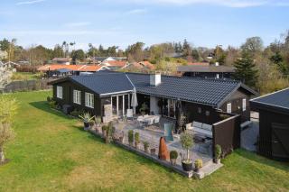 Lovely Cottage With Garden, Close To Beach - Marielyst - 6