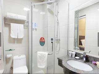 GreenTree Inn Puyang Pushang Huanghe Road - 1