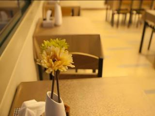 GreenTree Inn Jiansu Nantong Tongzhouwan Huanghe Road Business Hotel - Yuye - 6