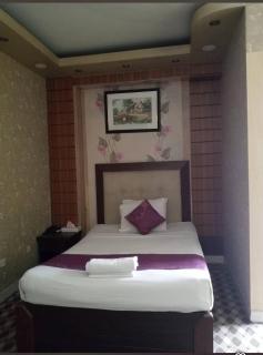 Grand Plaza Hotel - Ābdullāpur - 1