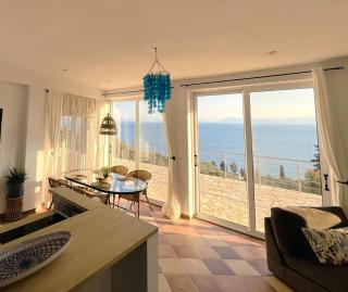 Seabreeze Studio, Stunning Sea and Mountain View - Chlomós - 7