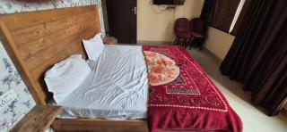 Collection O Nayagaon Near Vikas Nagar - Chandīgarh - 8