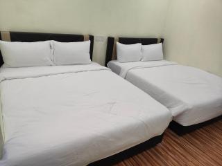 Reds Roomstay Pantai Penarik 2 - Kampong Ru Sepuloh - 0