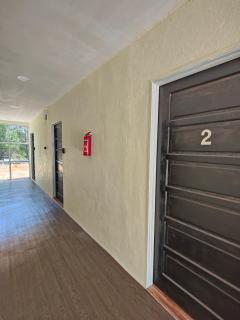 Reds Roomstay Pantai Penarik 2 - 3