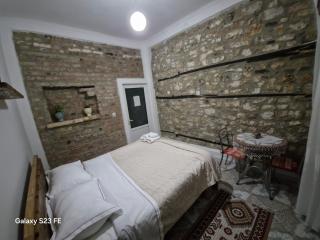 Guesthouse Belle View Old Town - Berat - 5