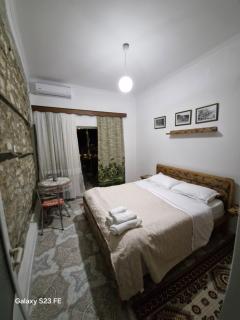 Guesthouse Belle View Old Town - Berat - 4