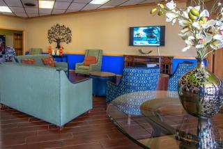 Days Inn by Wyndham Clinton - Clinton - 6