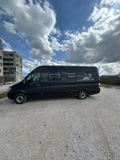 Luxury Sprinter Van - Polisi i Vogël - 8