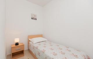 Studio Apartman Erstic 6 - Baska Voda by Villas Guide - Baška Voda - 2