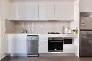 Super Convenient 1BR Apt Free Parking & study - Sidney - 1