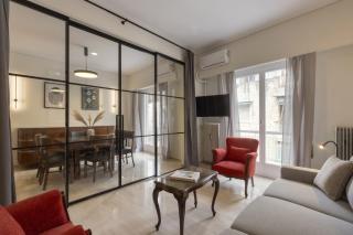 Classic Elegance in Ilisia - Athene - 8