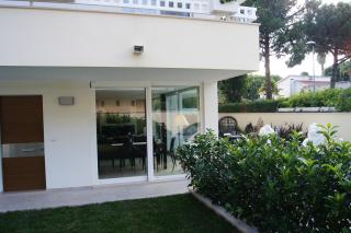 Apartment beach front with POOL - Montesilvano - 8