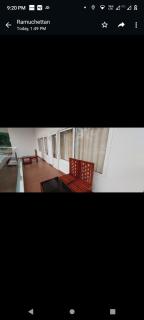 West House - Jāmb - 2