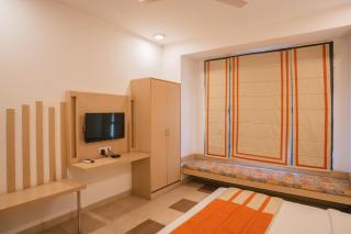 Ahuja Residency Parklane - Gurgaon - 2