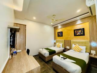Hotel Adrino Residency - Mumbai - 1