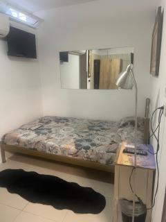 Centrally Located Private Rooms - Heraclión - 3
