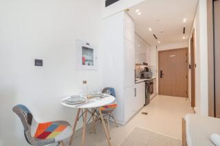 StayShort - A Superb and Amazing Studio in Binghatti Lavender with Balcony - 7