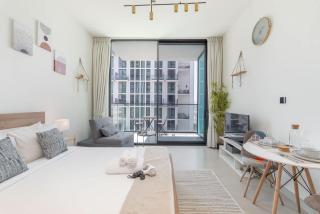 StayShort - A Superb and Amazing Studio in Binghatti Lavender with Balcony - 2