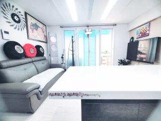 jeni's house - 9