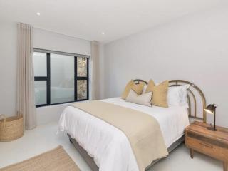 Fynbos Hill Luxury Accommodation - 7
