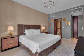 BELLAVSITA - 2 Bedroom Apartment Fountain View - Dubai - 2